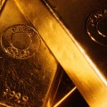 How much gold can you buy without reporting it to the irs?